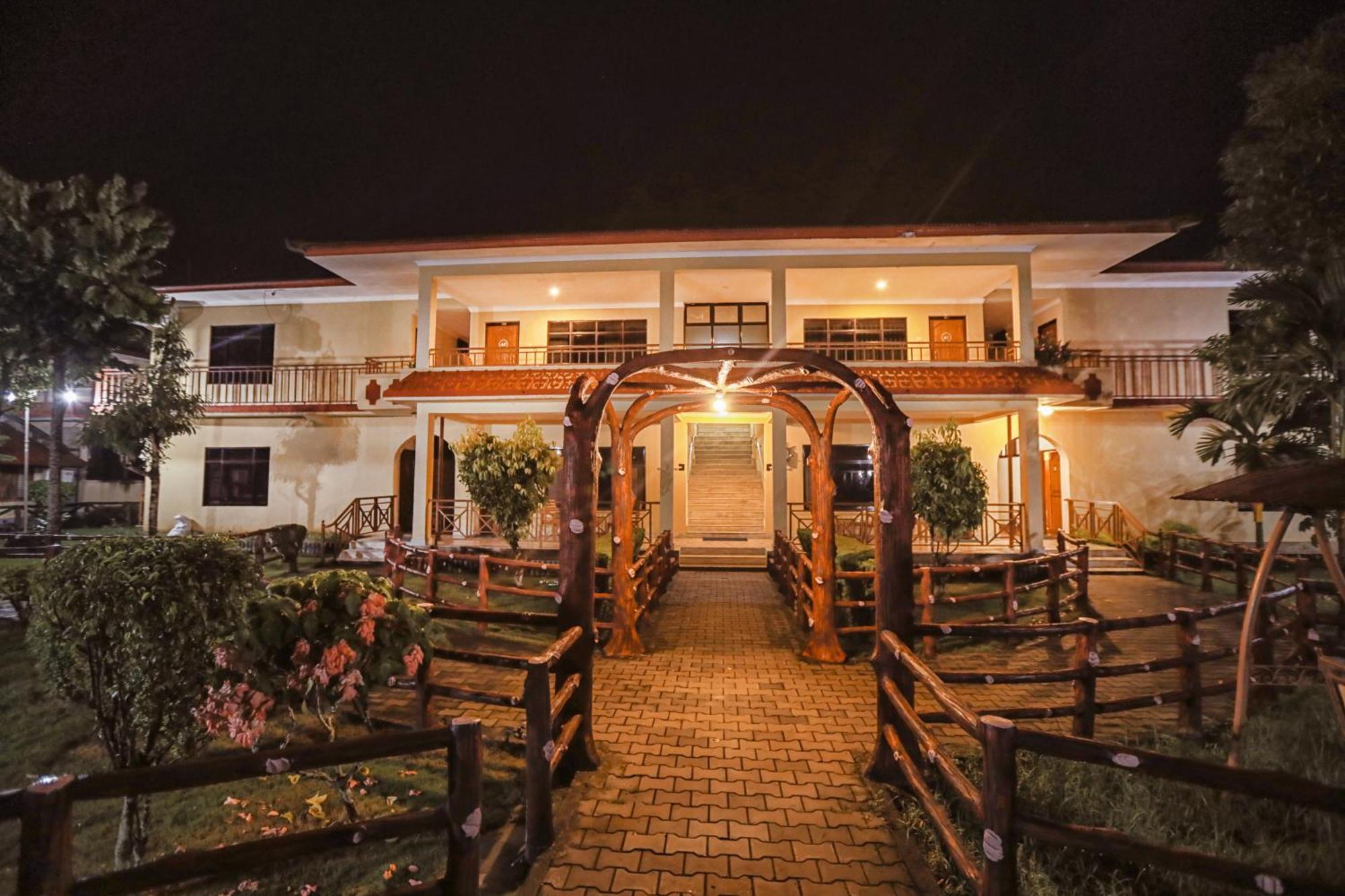 Hotel Wildlife Camp Саураха Экстерьер фото