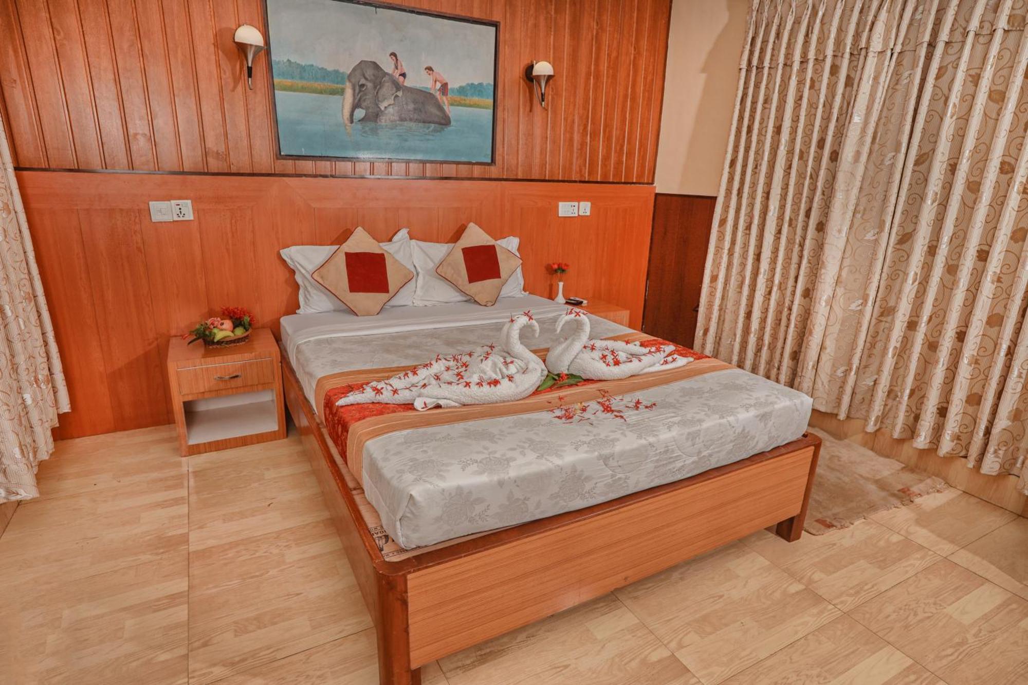 Hotel Wildlife Camp Саураха Экстерьер фото