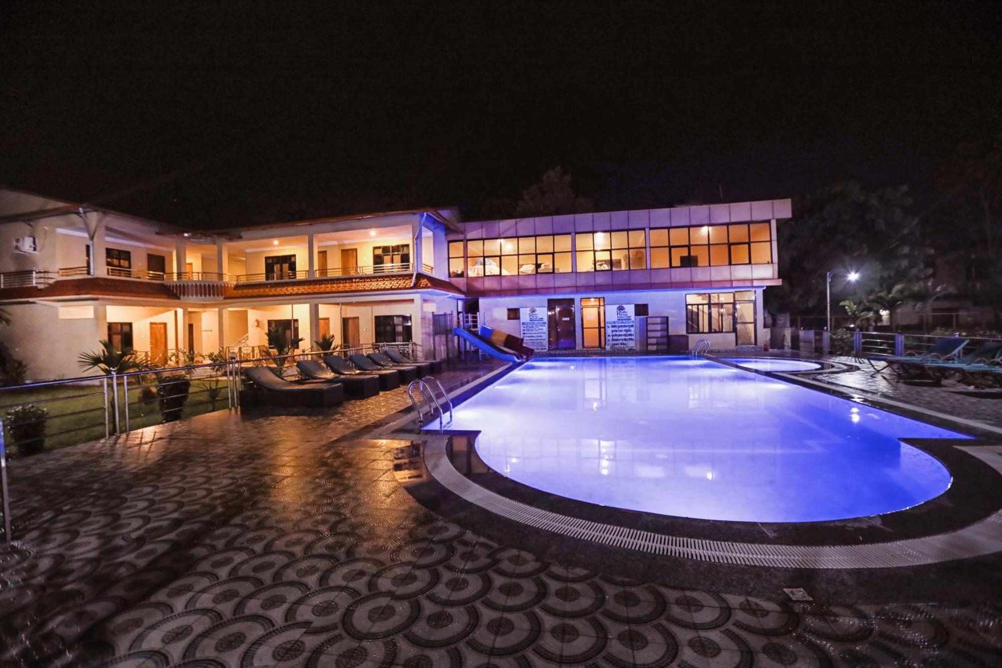 Hotel Wildlife Camp Саураха Экстерьер фото